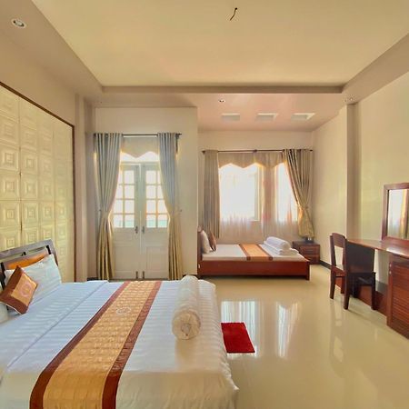 Phuc Hung 2 Hotel Ратьзя Екстер'єр фото