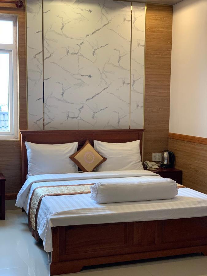 Phuc Hung 2 Hotel Ратьзя Екстер'єр фото