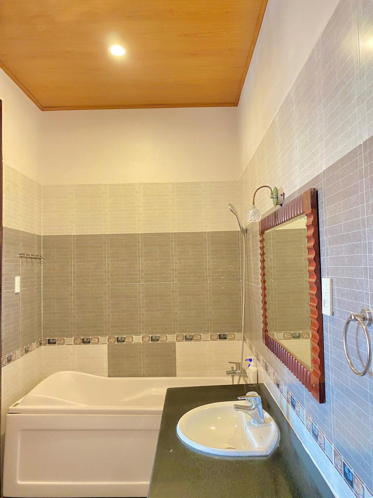 Phuc Hung 2 Hotel Ратьзя Екстер'єр фото