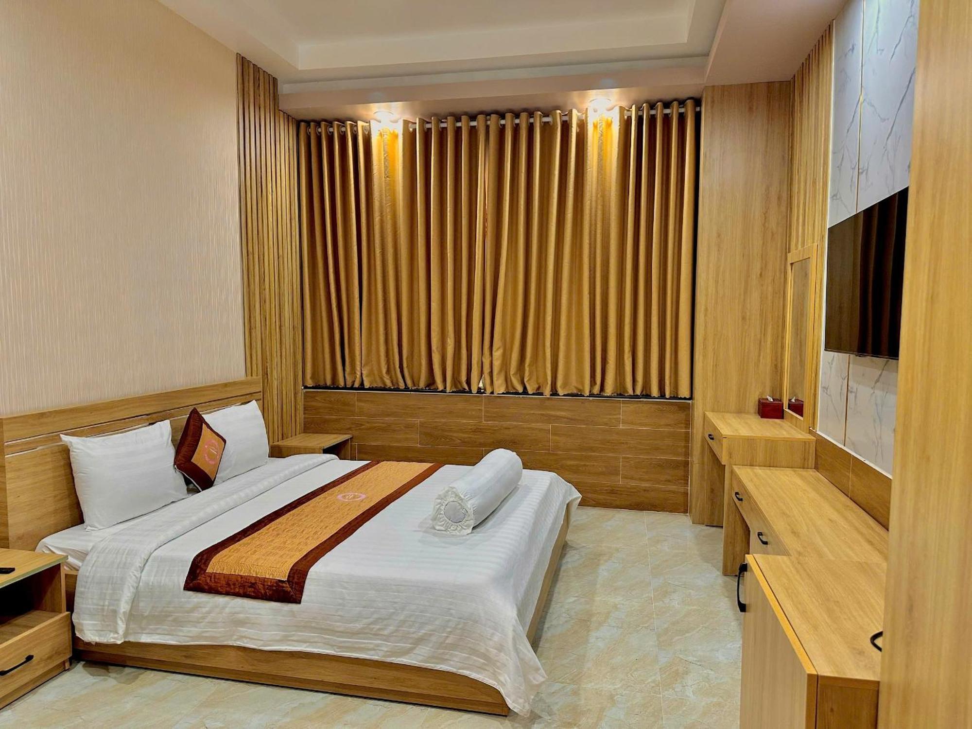 Phuc Hung 2 Hotel Ратьзя Екстер'єр фото