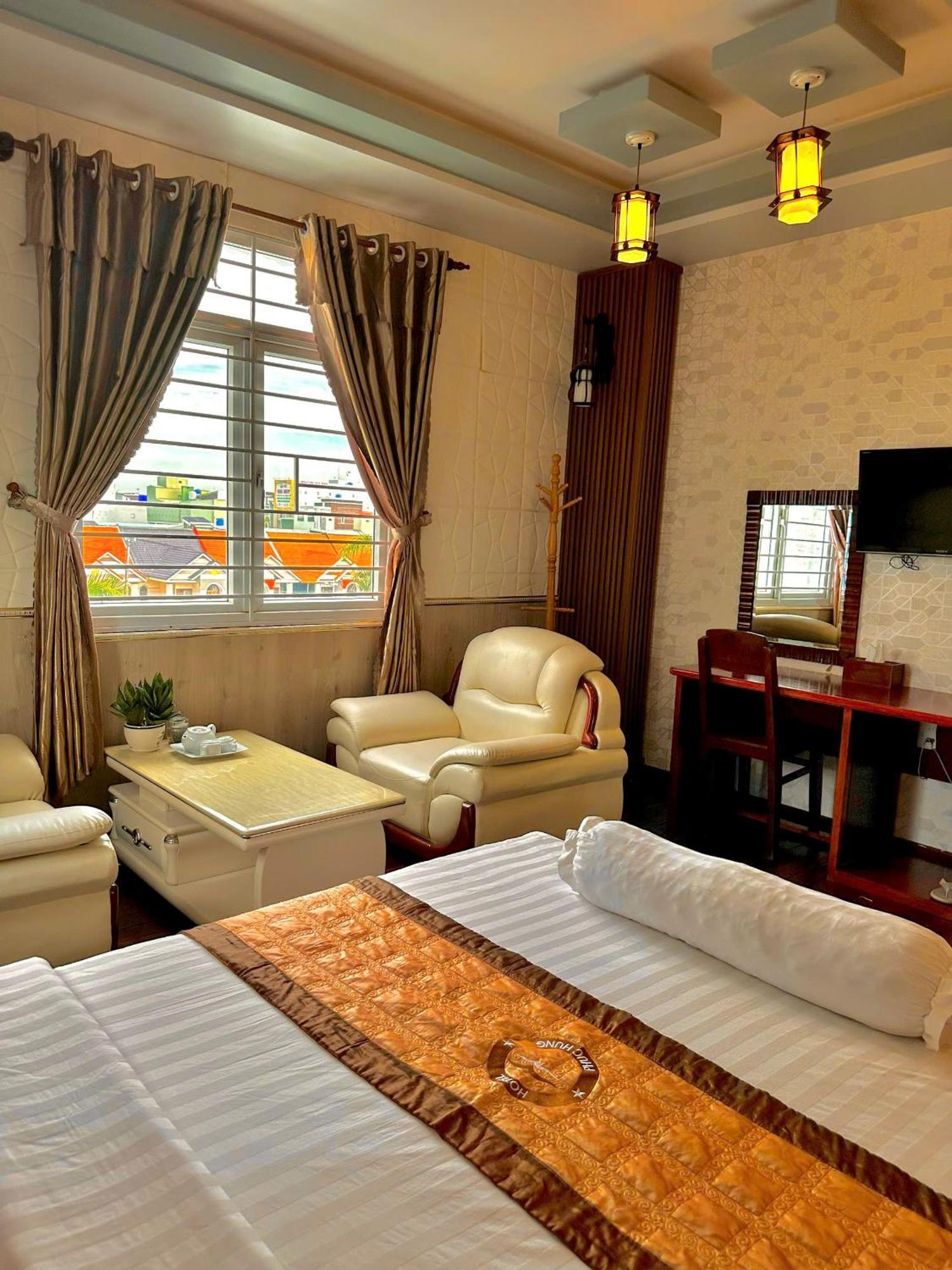 Phuc Hung 2 Hotel Ратьзя Екстер'єр фото