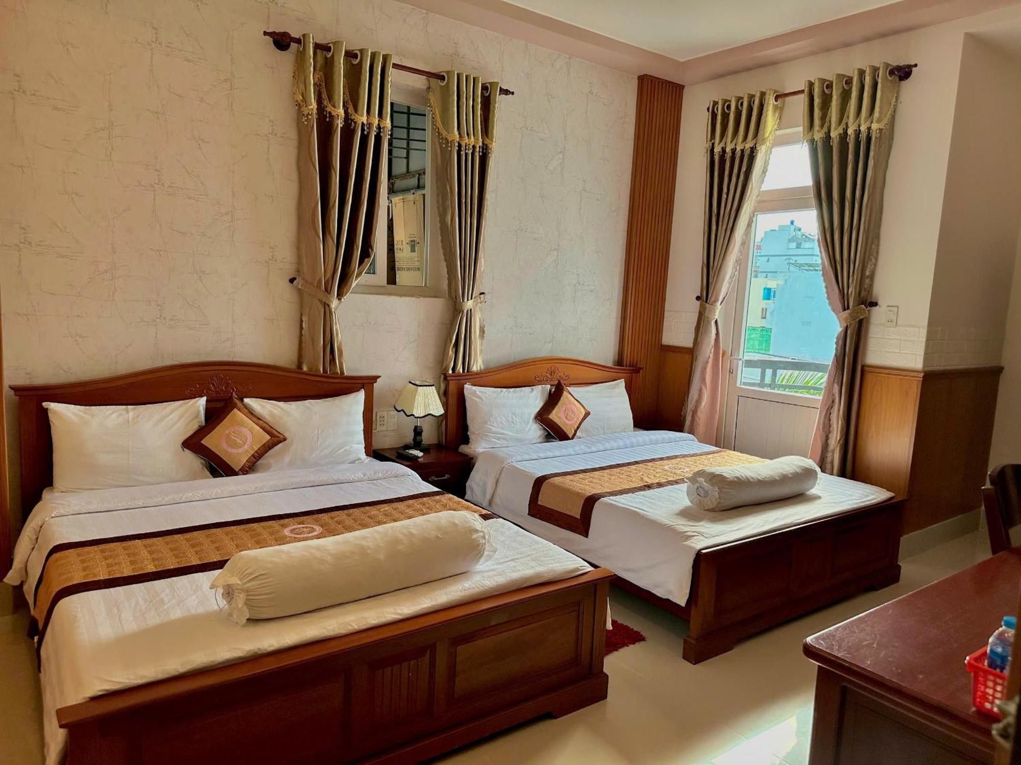 Phuc Hung 2 Hotel Ратьзя Екстер'єр фото